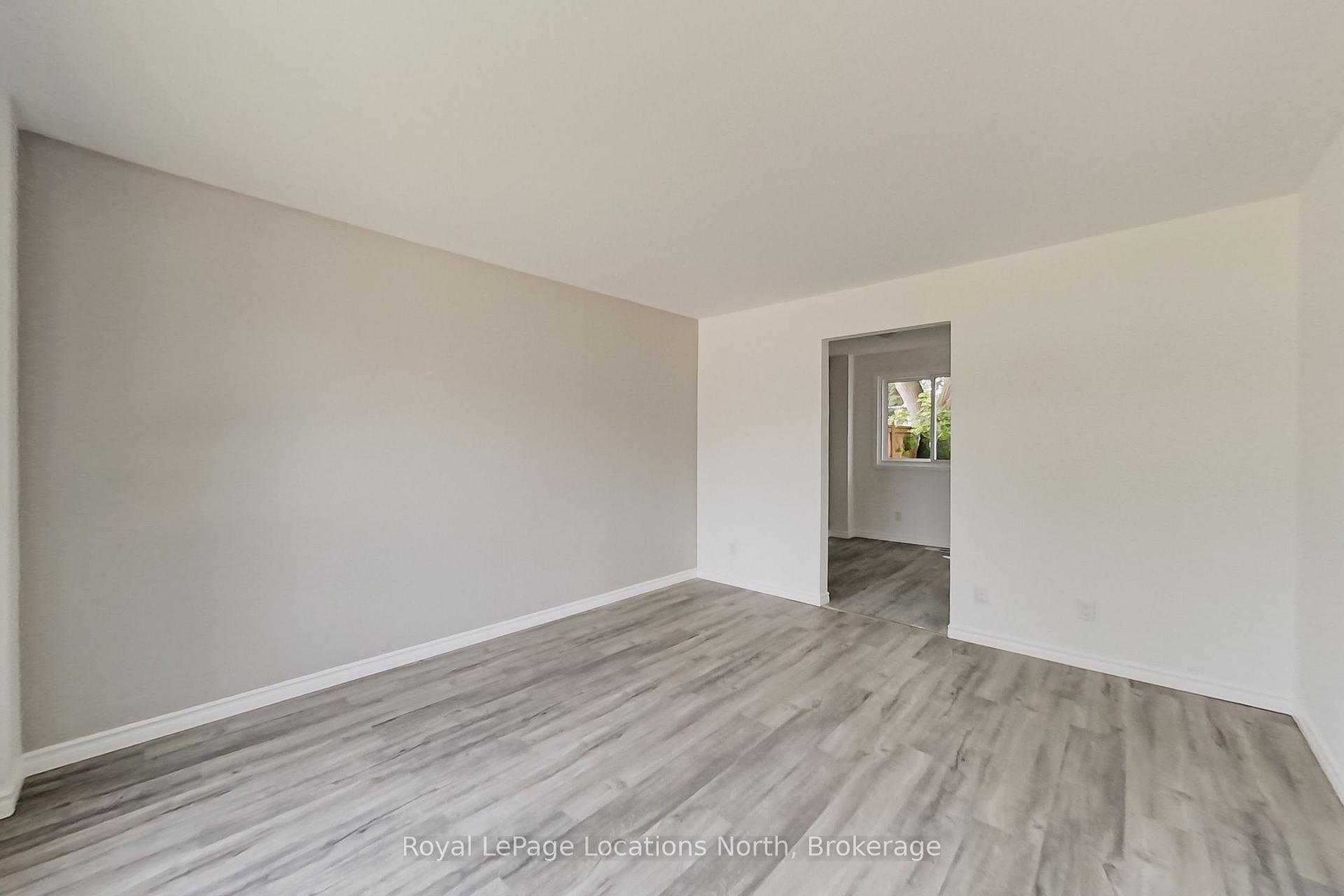 Photo 8 of 71 Gibbard Crescent, Collingwood — HOMEH