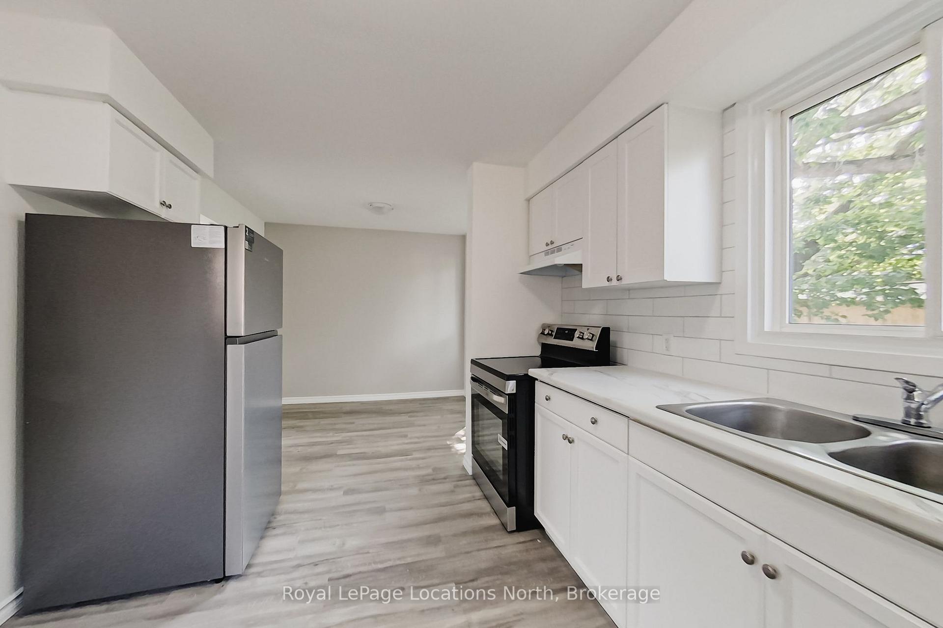 Photo 12 of 71 Gibbard Crescent, Collingwood — HOMEH