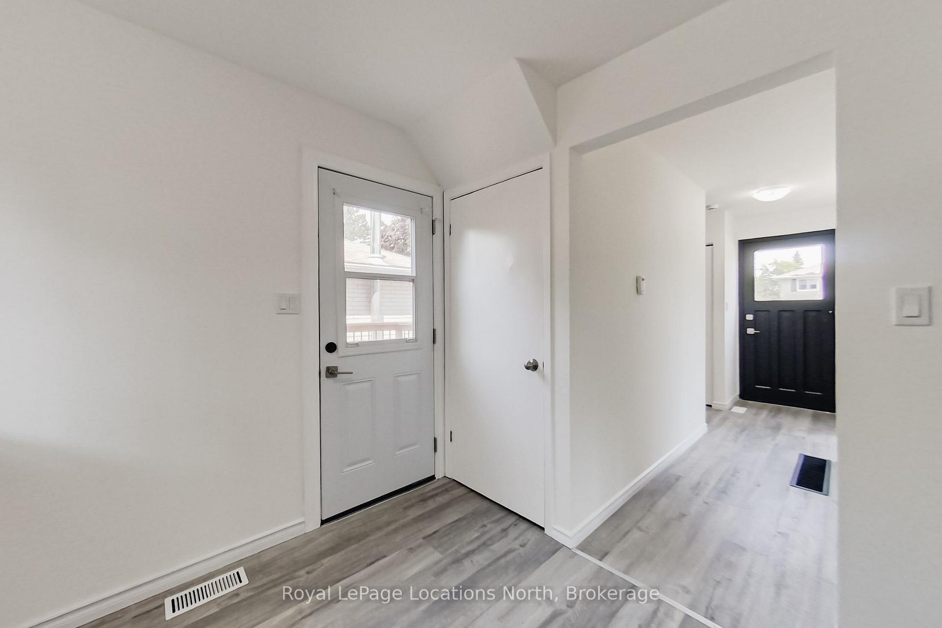 Photo 13 of 71 Gibbard Crescent, Collingwood — HOMEH