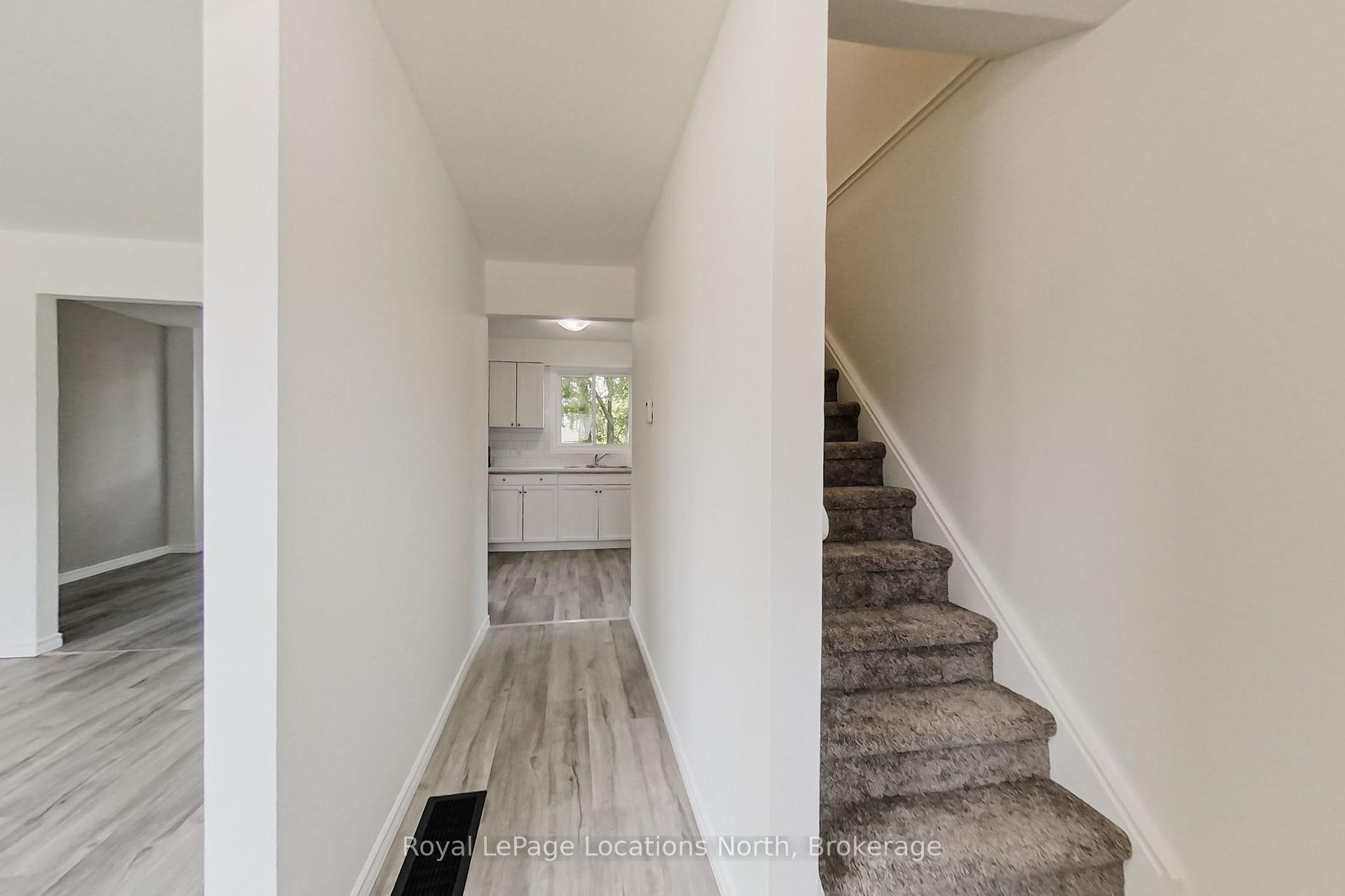 Photo 14 of 71 Gibbard Crescent, Collingwood — HOMEH