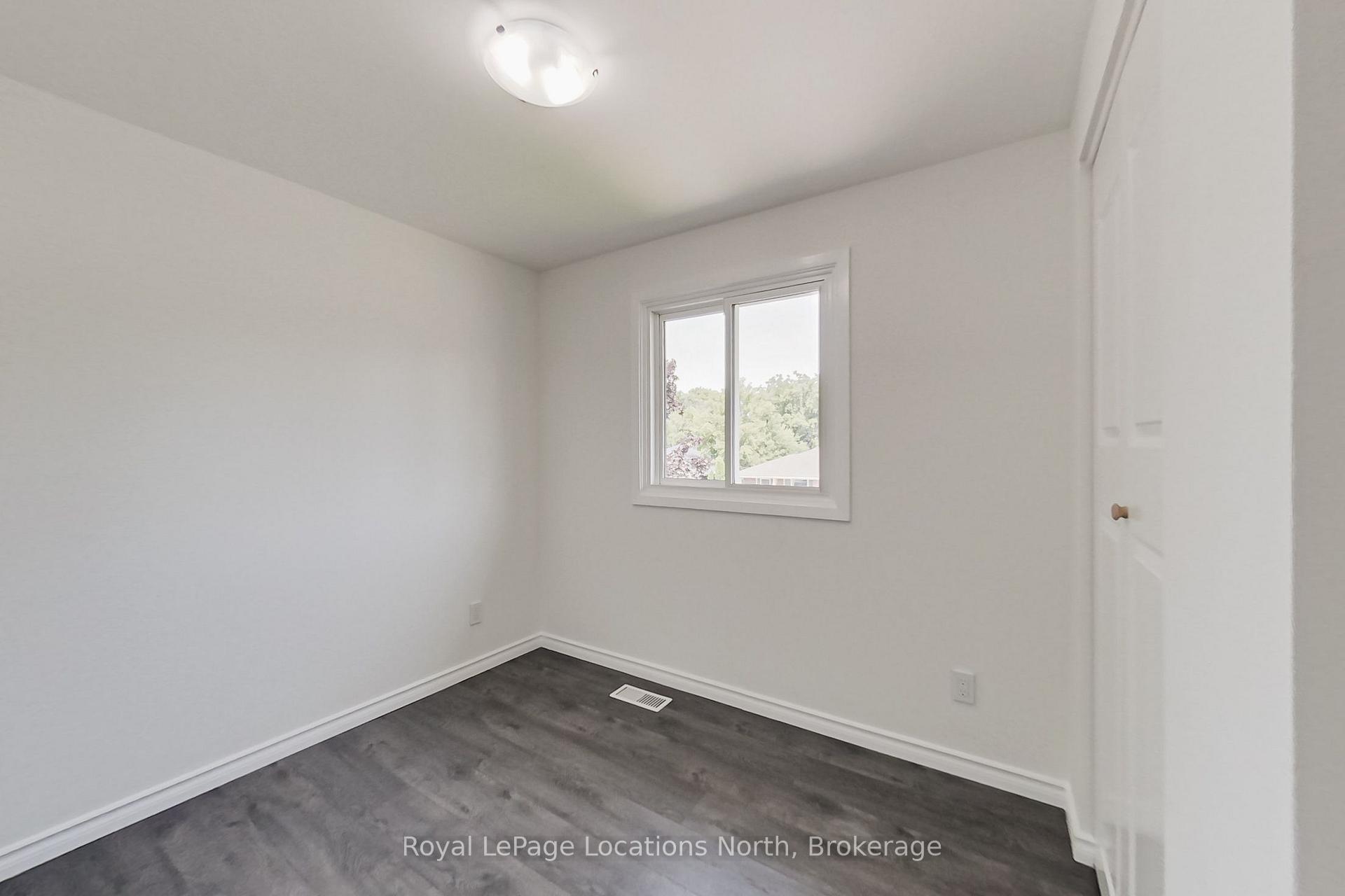 Photo 17 of 71 Gibbard Crescent, Collingwood — HOMEH