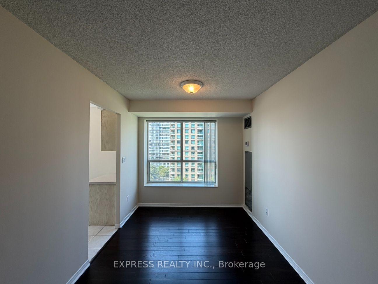 Photo 4 of Unit 903, 29 Pemberton Avenue, North York, Newtonbrook East — HOMEH