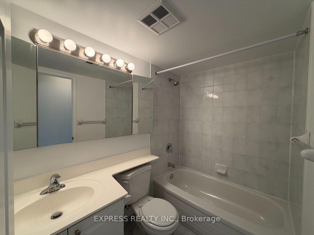 Photo 10 of Unit 903, 29 Pemberton Avenue, North York, Newtonbrook East — HOMEH