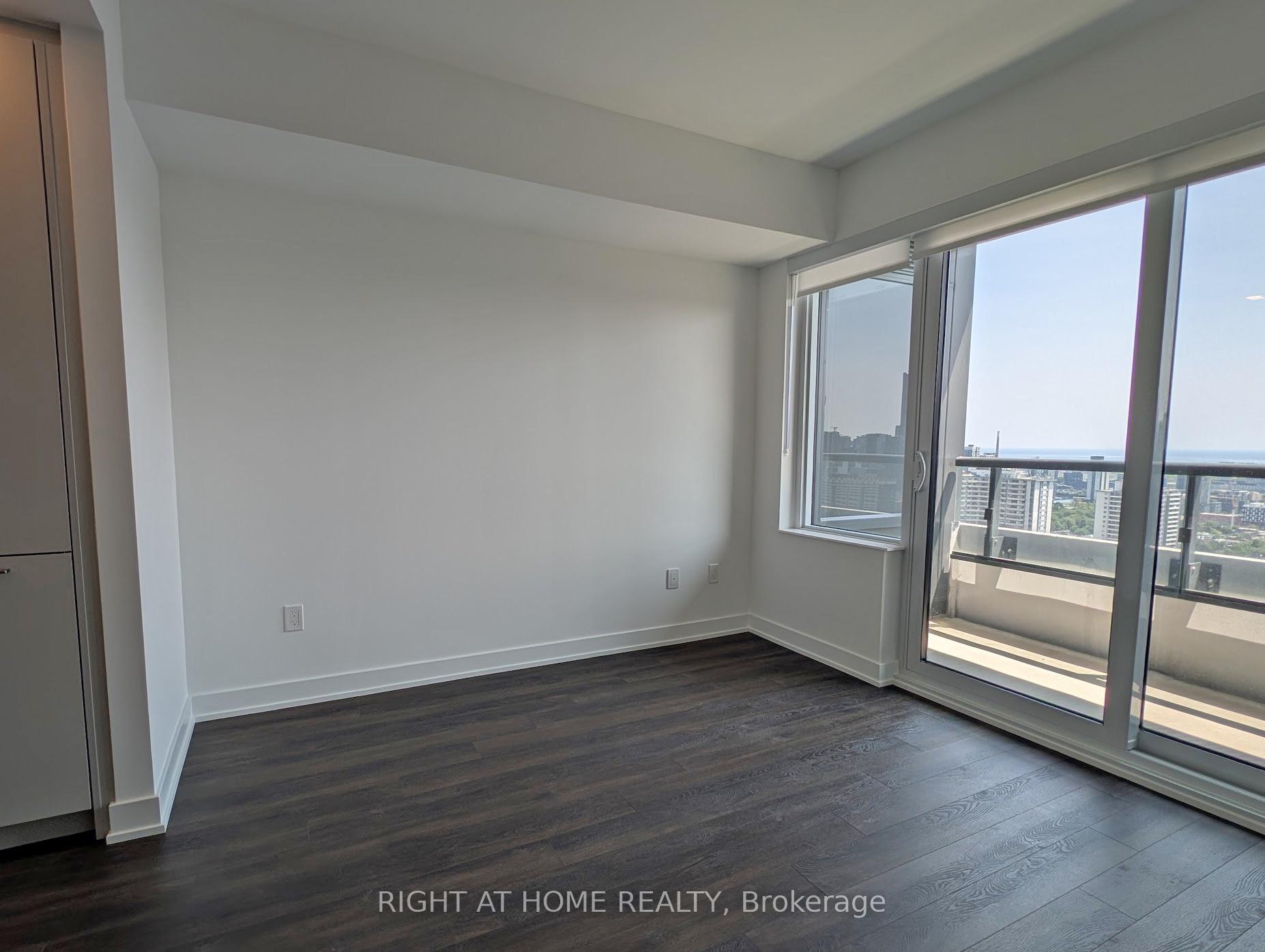 Photo 3 of Unit 3610, 609 Sherbourne Street, Toronto, North St. James Town — HOMEH