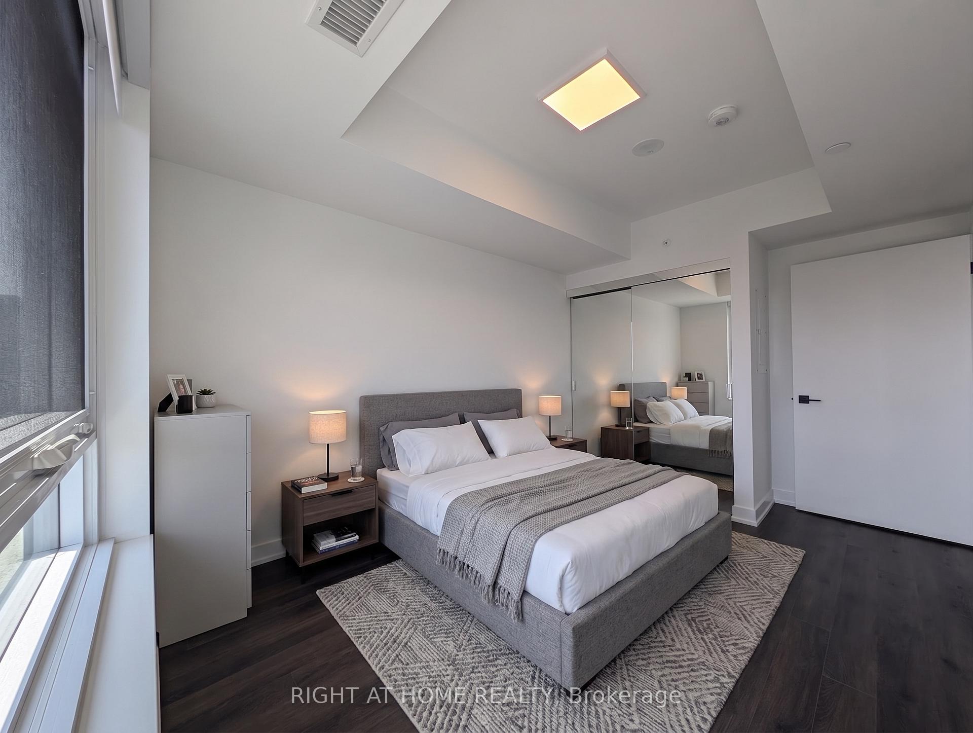 Photo 6 of Unit 3610, 609 Sherbourne Street, Toronto, North St. James Town — HOMEH