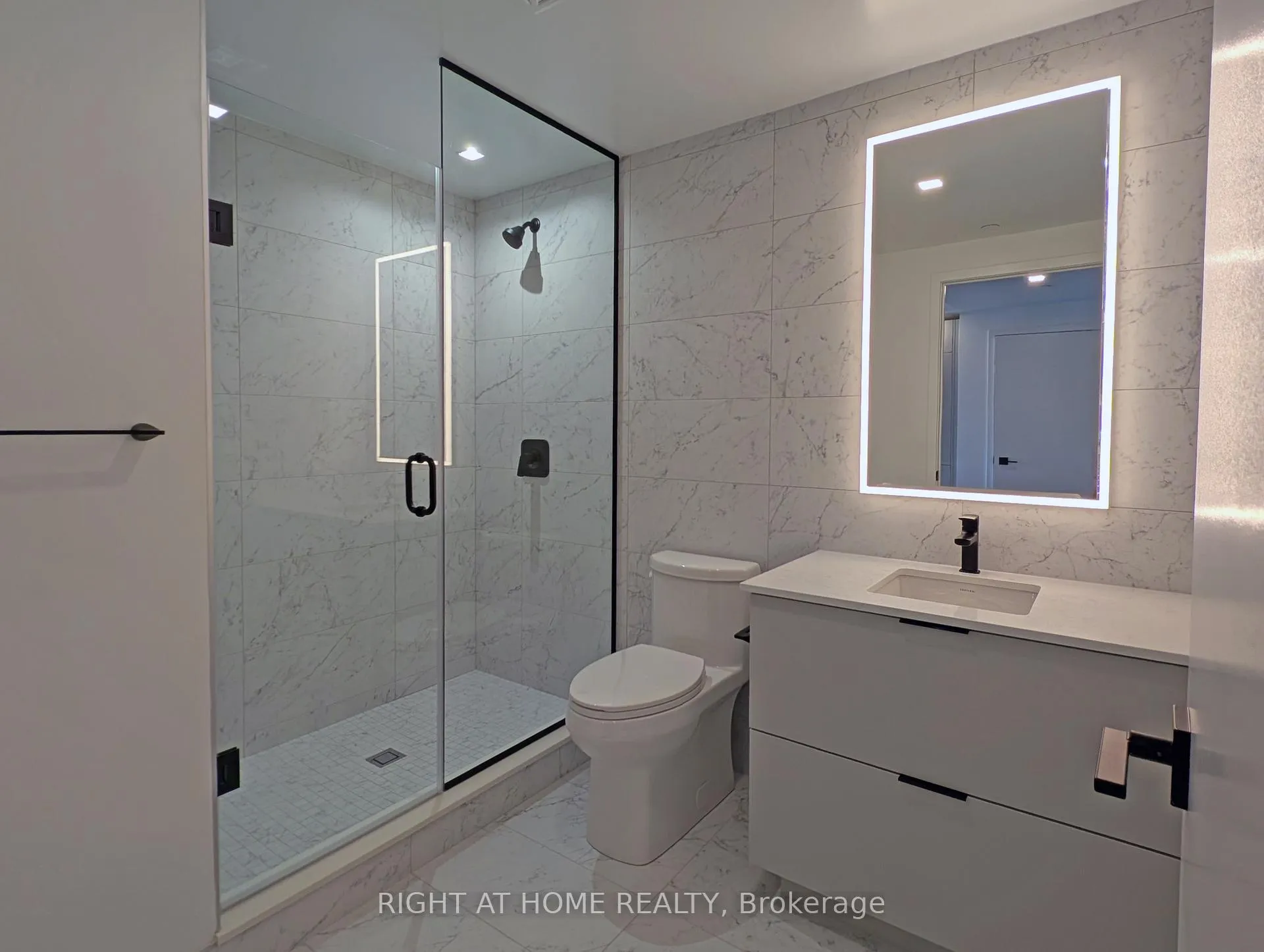 Photo 11 of Unit 3610, 609 Sherbourne Street, Toronto, North St. James Town — HOMEH