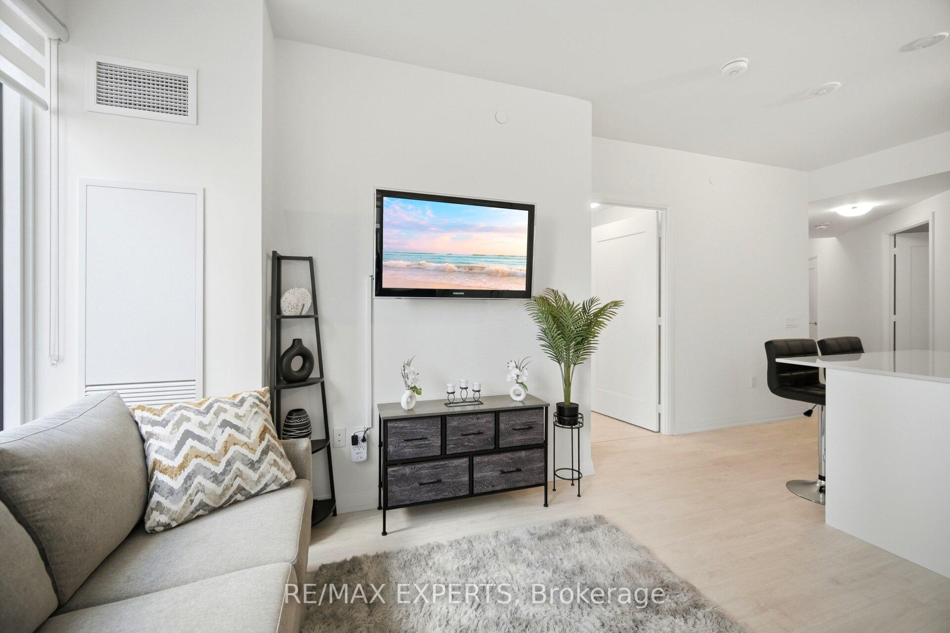 Photo 49 of Unit 221, 9000 Jane Street, Vaughan, Concord — HOMEH