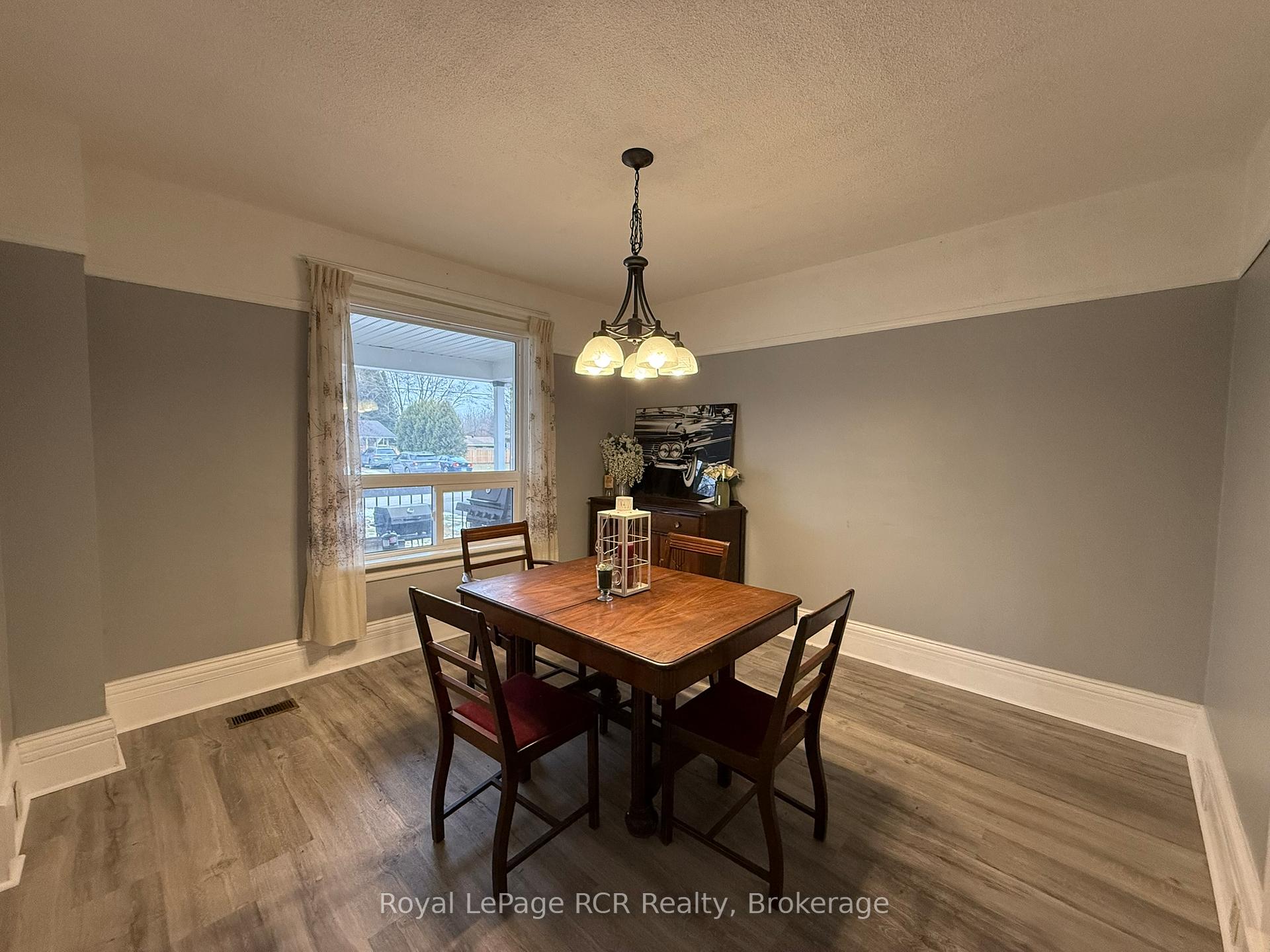 Photo 6 of 512 18th Street E, Owen Sound — HOMEH