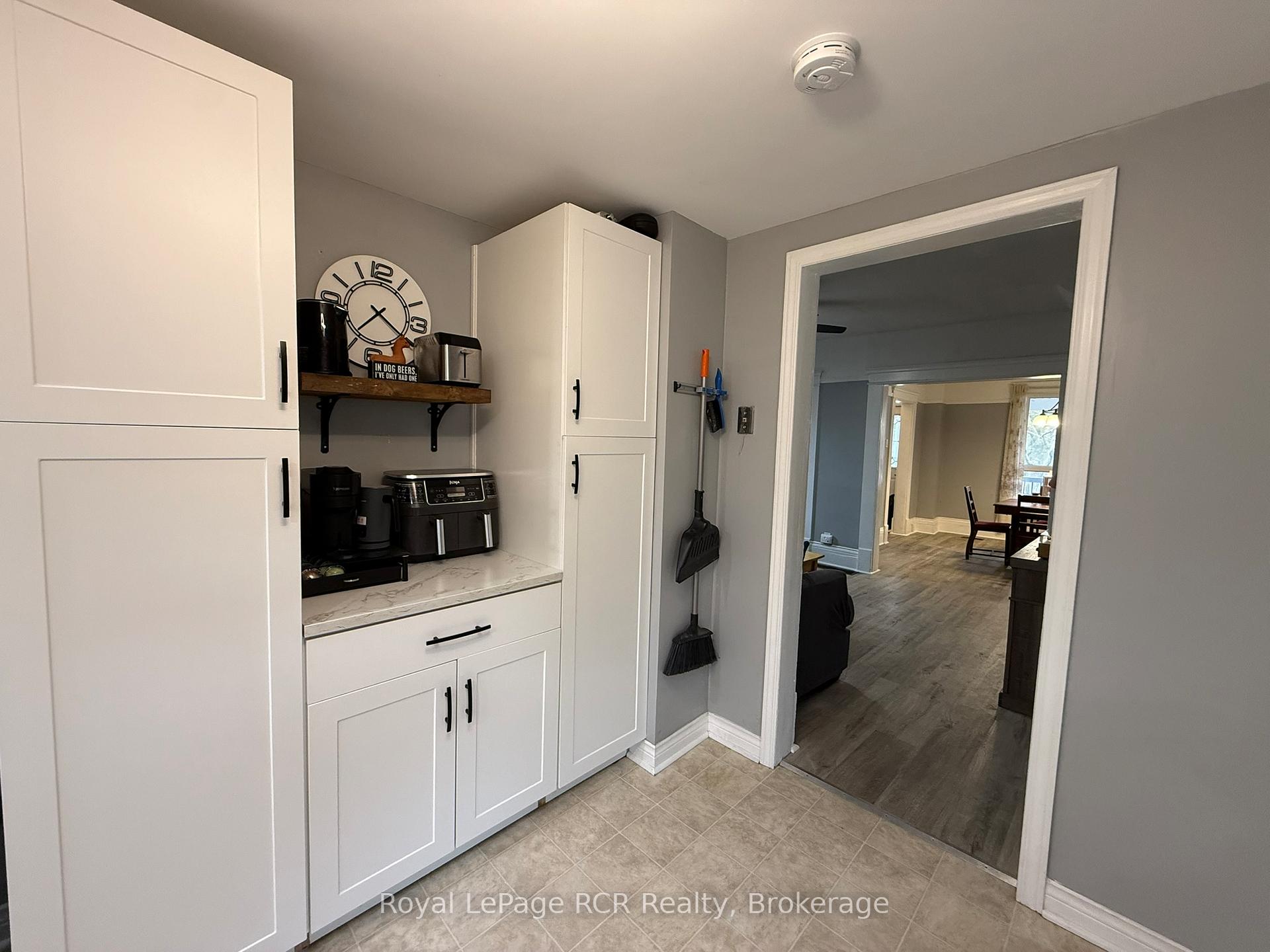 Photo 11 of 512 18th Street E, Owen Sound — HOMEH