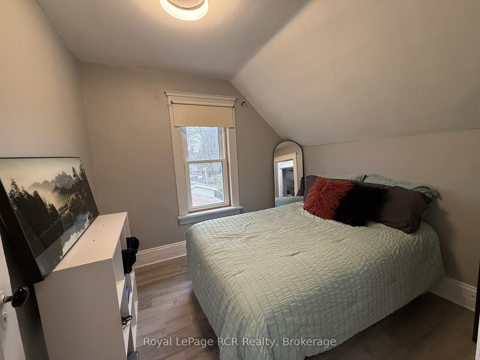 Photo 20 of 512 18th Street E, Owen Sound — HOMEH