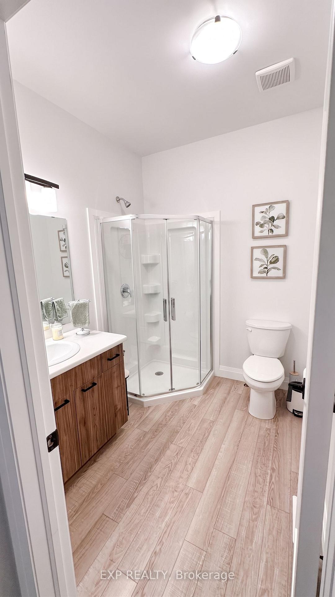 Photo 10 of 6 Evylean Court, St. Thomas — HOMEH