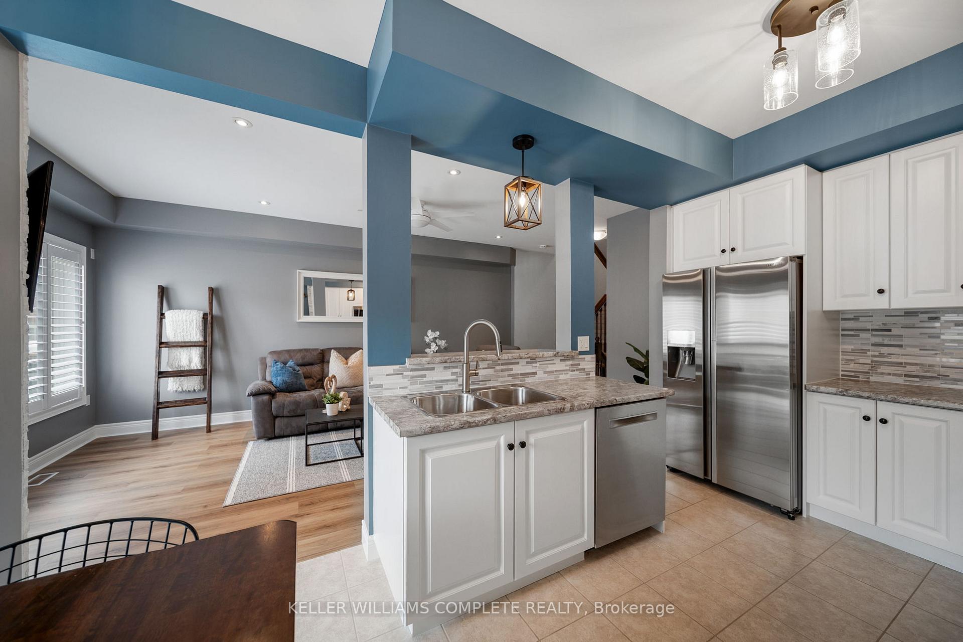 Photo 10 of 295 Pumpkin Pass, Hamilton, Binbrook — HOMEH