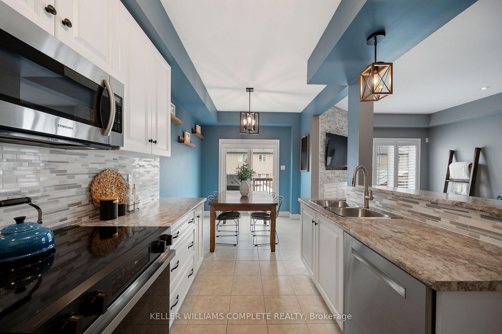 Photo 12 of 295 Pumpkin Pass, Hamilton, Binbrook — HOMEH