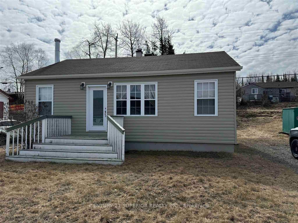 Photo 19 of 20 Neebig Avenue, Manitouwadge — HOMEH