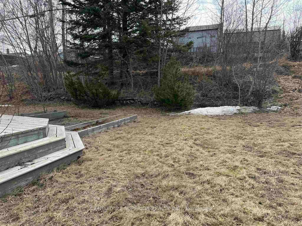 Photo 20 of 20 Neebig Avenue, Manitouwadge — HOMEH