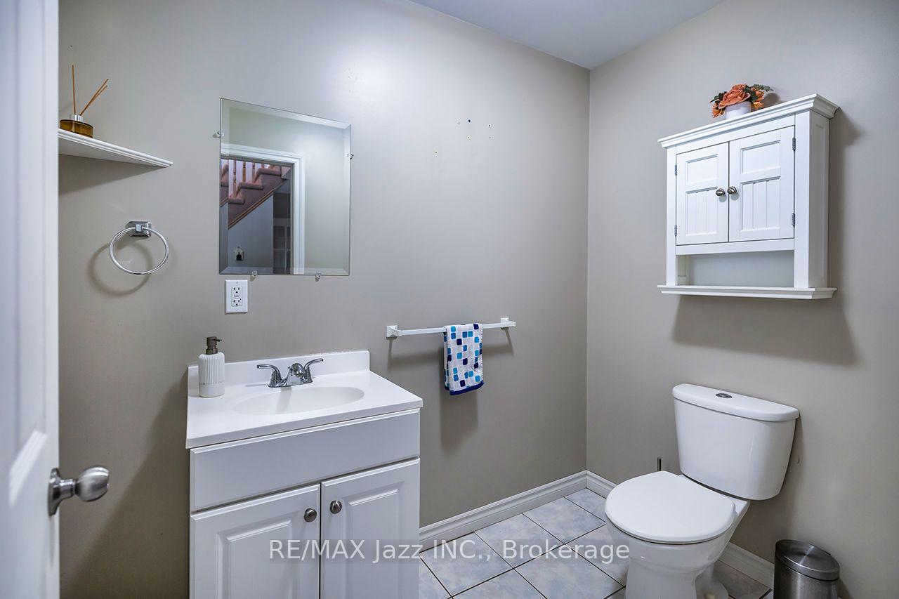 Photo 11 of 26 Glenn Drive, Quinte West, Trenton Ward — HOMEH