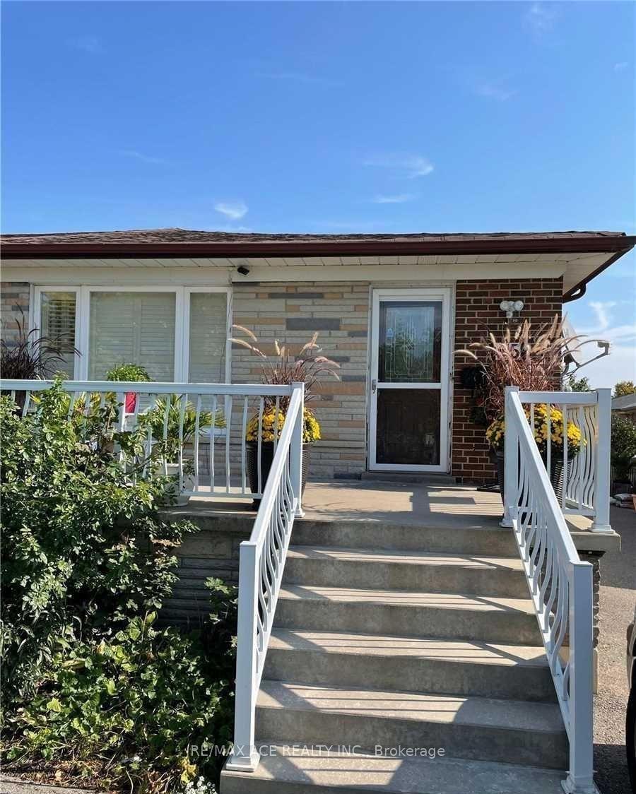 Photo of Unit Bsmt, 65 Dellbrook Crescent