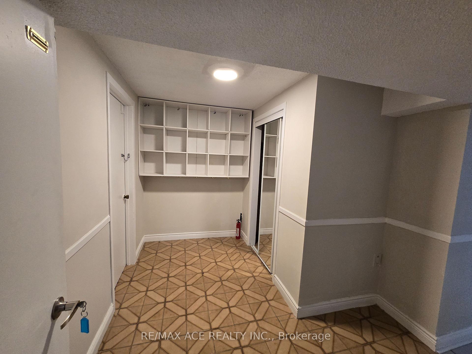 Photo 12 of Unit Bsmt, 65 Dellbrook Crescent, North York, Humber Summit — HOMEH