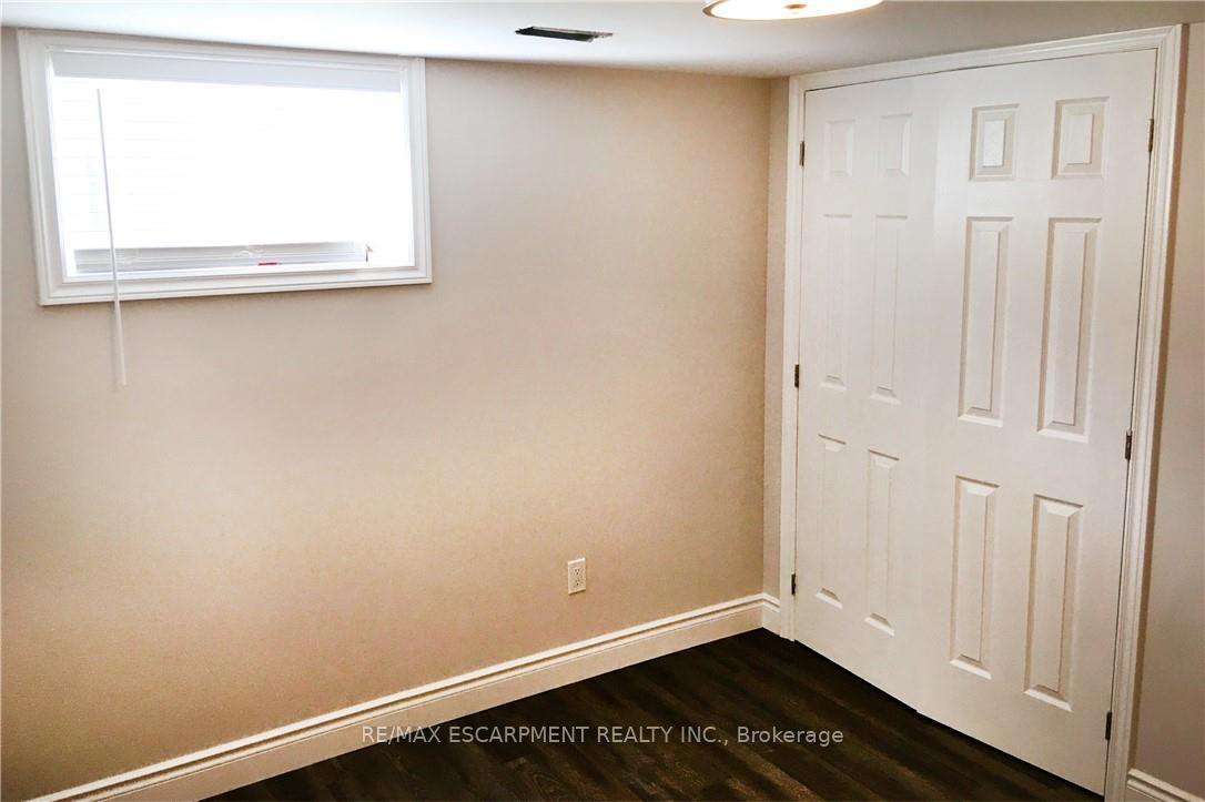 Photo 25 of 557 Lake Street, St. Catharines, Lakeport — HOMEH