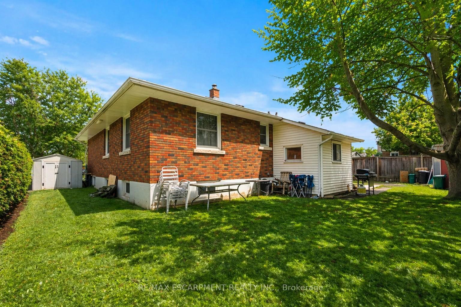 Photo 28 of 557 Lake Street, St. Catharines, Lakeport — HOMEH