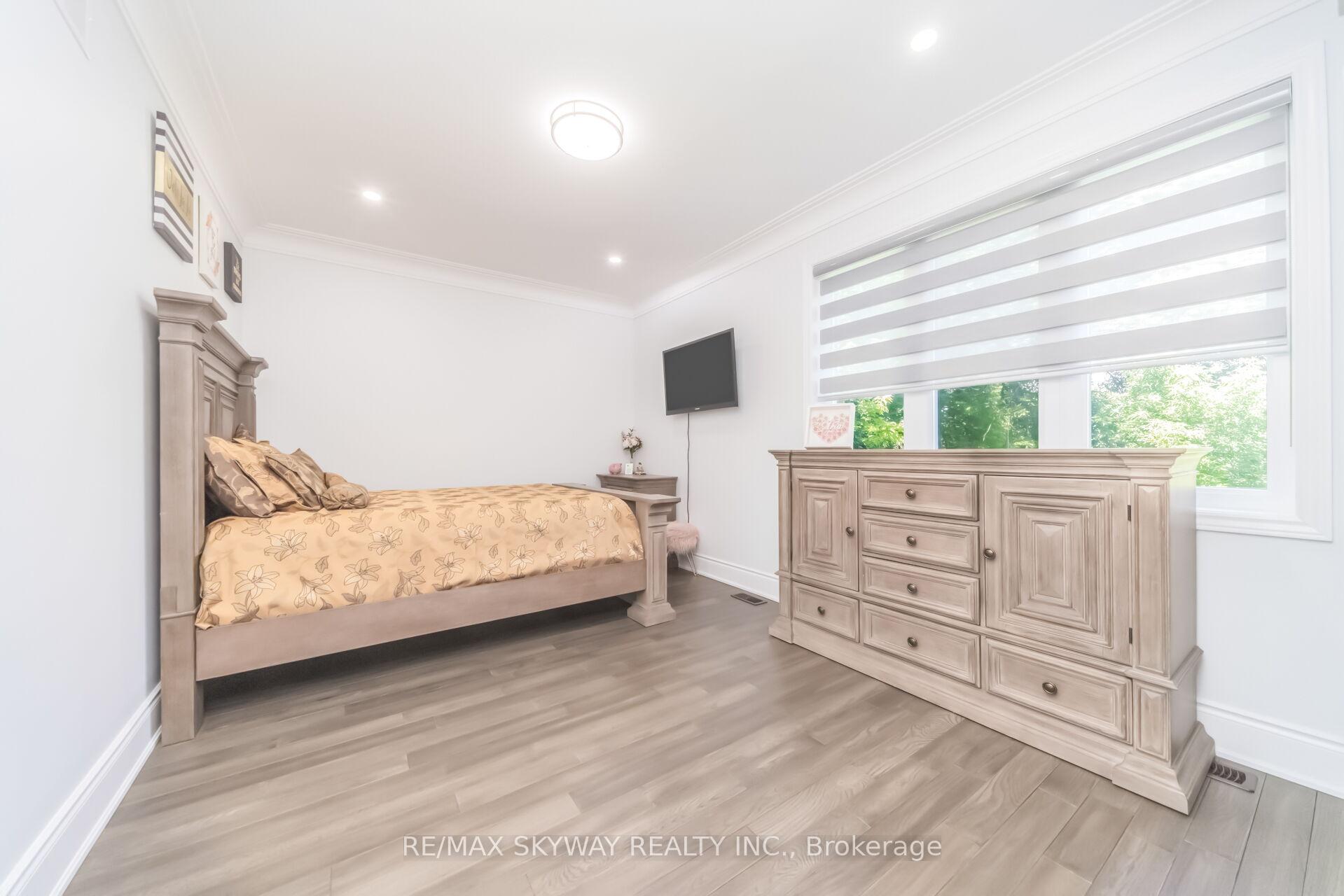 Photo 18 of 12199 Hwy #50 Road, Caledon, Bolton West — HOMEH