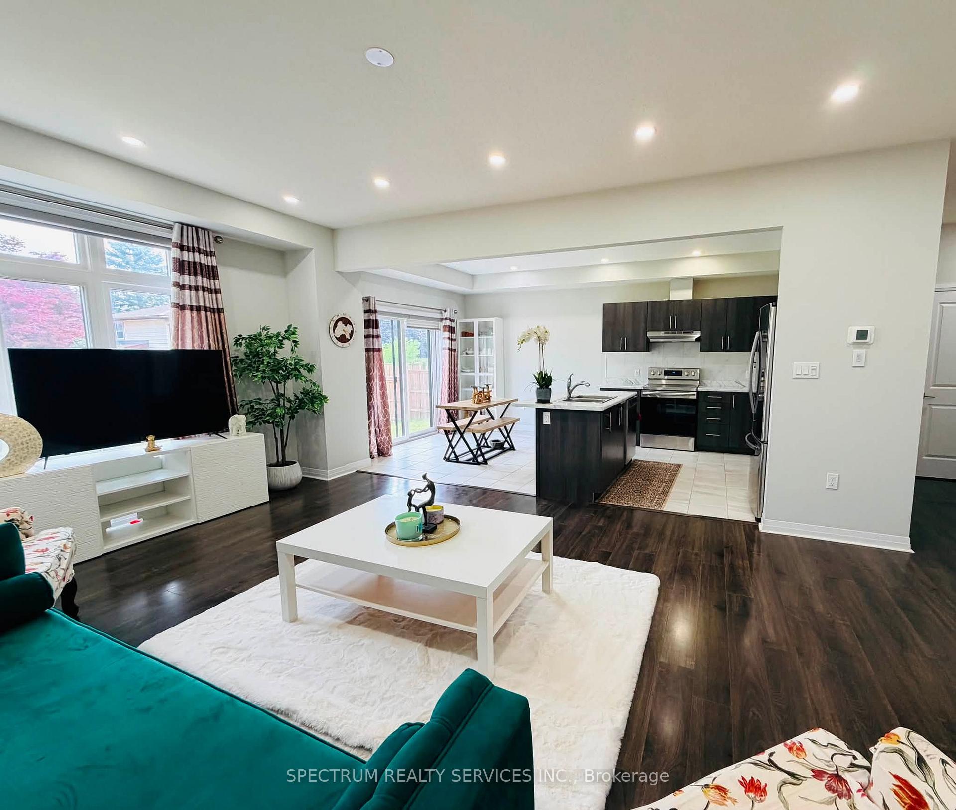 Photo 9 of 529B Grey Street, Brantford, Echo Place — HOMEH