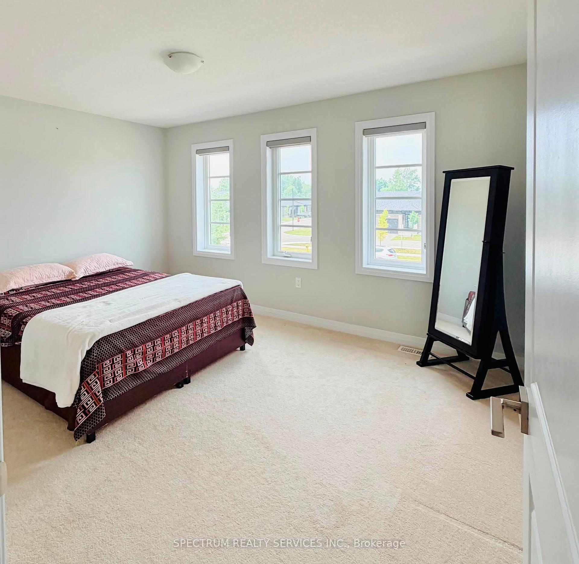 Photo 16 of 529B Grey Street, Brantford, Echo Place — HOMEH