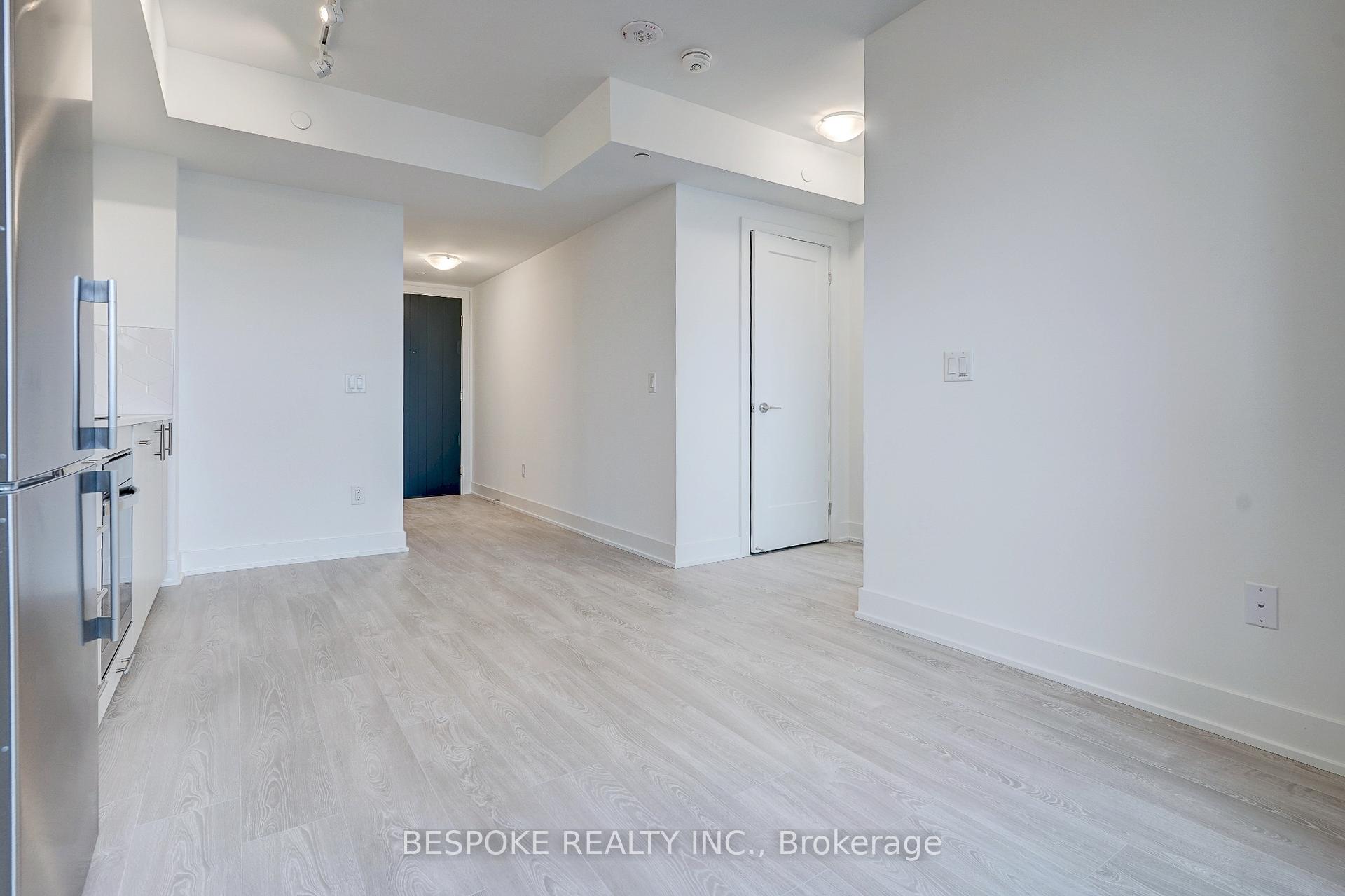 Photo 6 of Unit 703, 2545 Simcoe Street N, Oshawa, Windfields — HOMEH