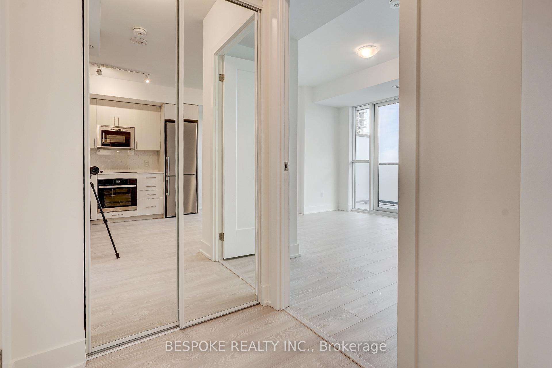 Photo 11 of Unit 703, 2545 Simcoe Street N, Oshawa, Windfields — HOMEH