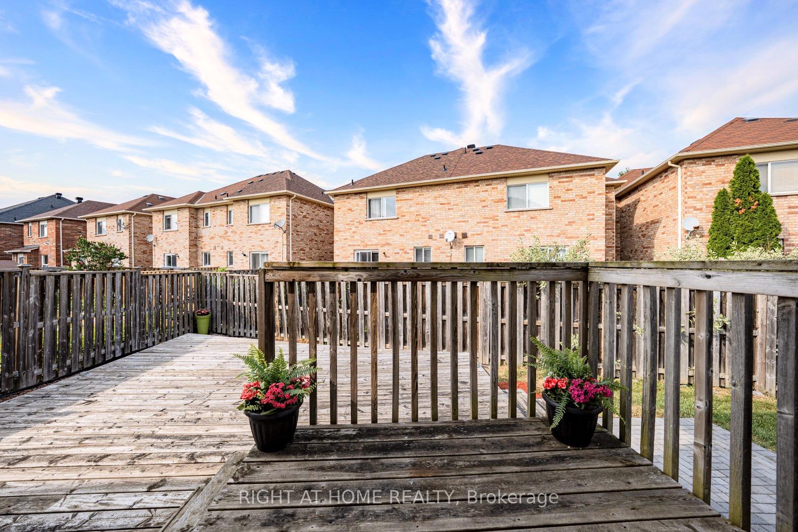 Photo 12 of 11 Olivett Lane, Brampton, Fletcher's Meadow — HOMEH