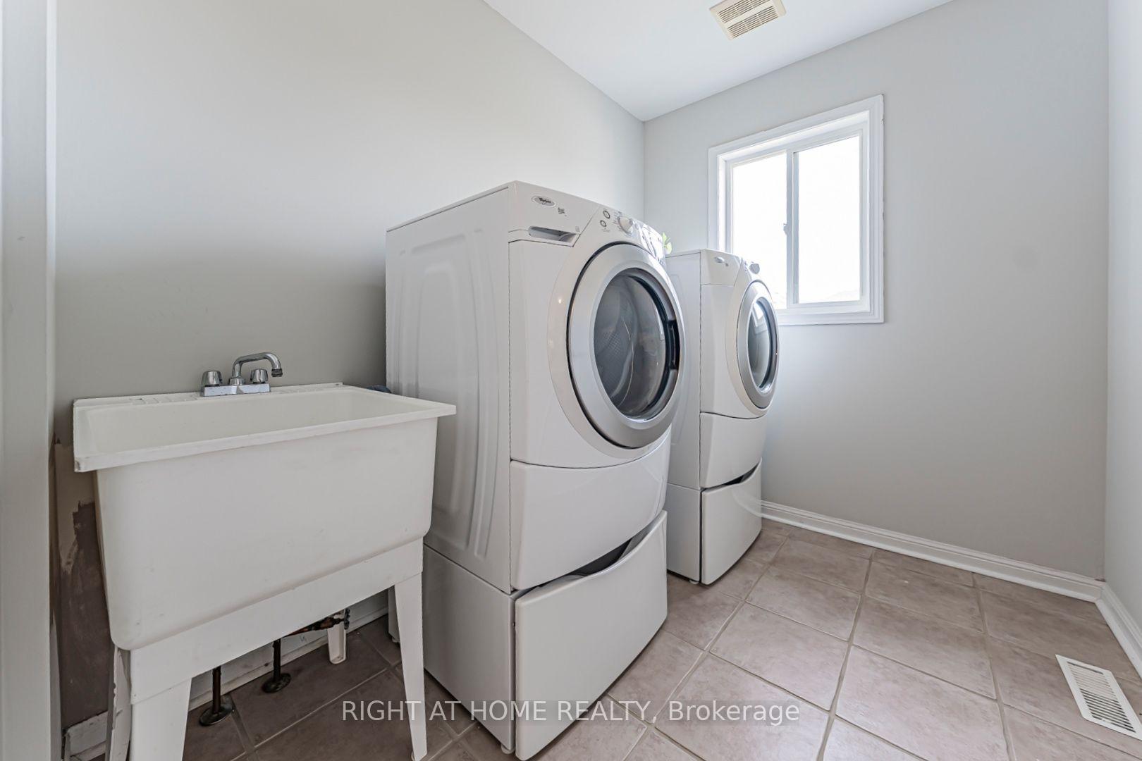 Photo 27 of 11 Olivett Lane, Brampton, Fletcher's Meadow — HOMEH