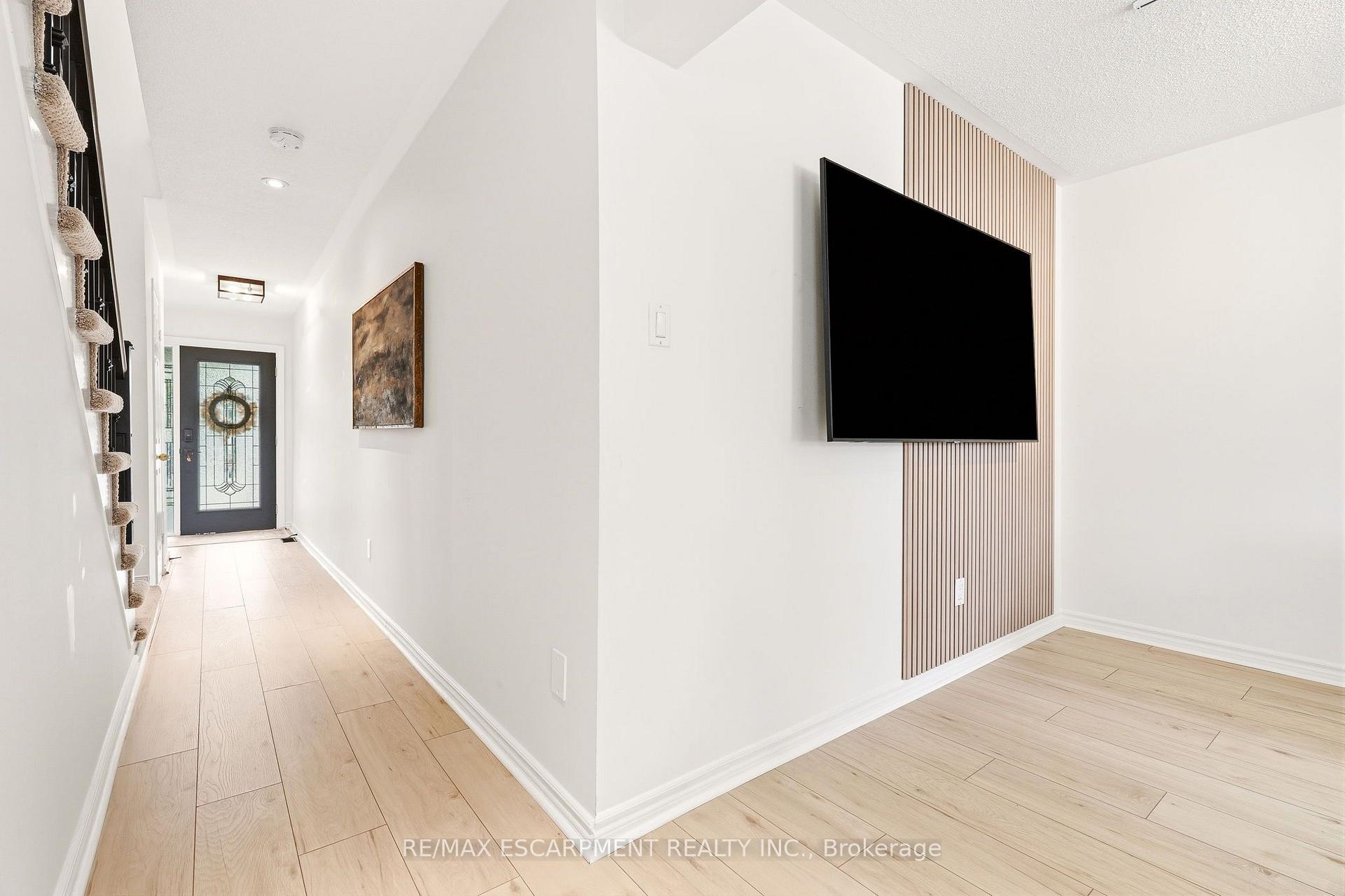 Photo 17 of 5116 Silvercreek Drive, Burlington, Appleby — HOMEH