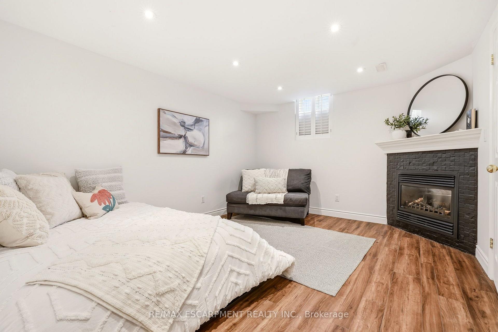 Photo 35 of 5116 Silvercreek Drive, Burlington, Appleby — HOMEH