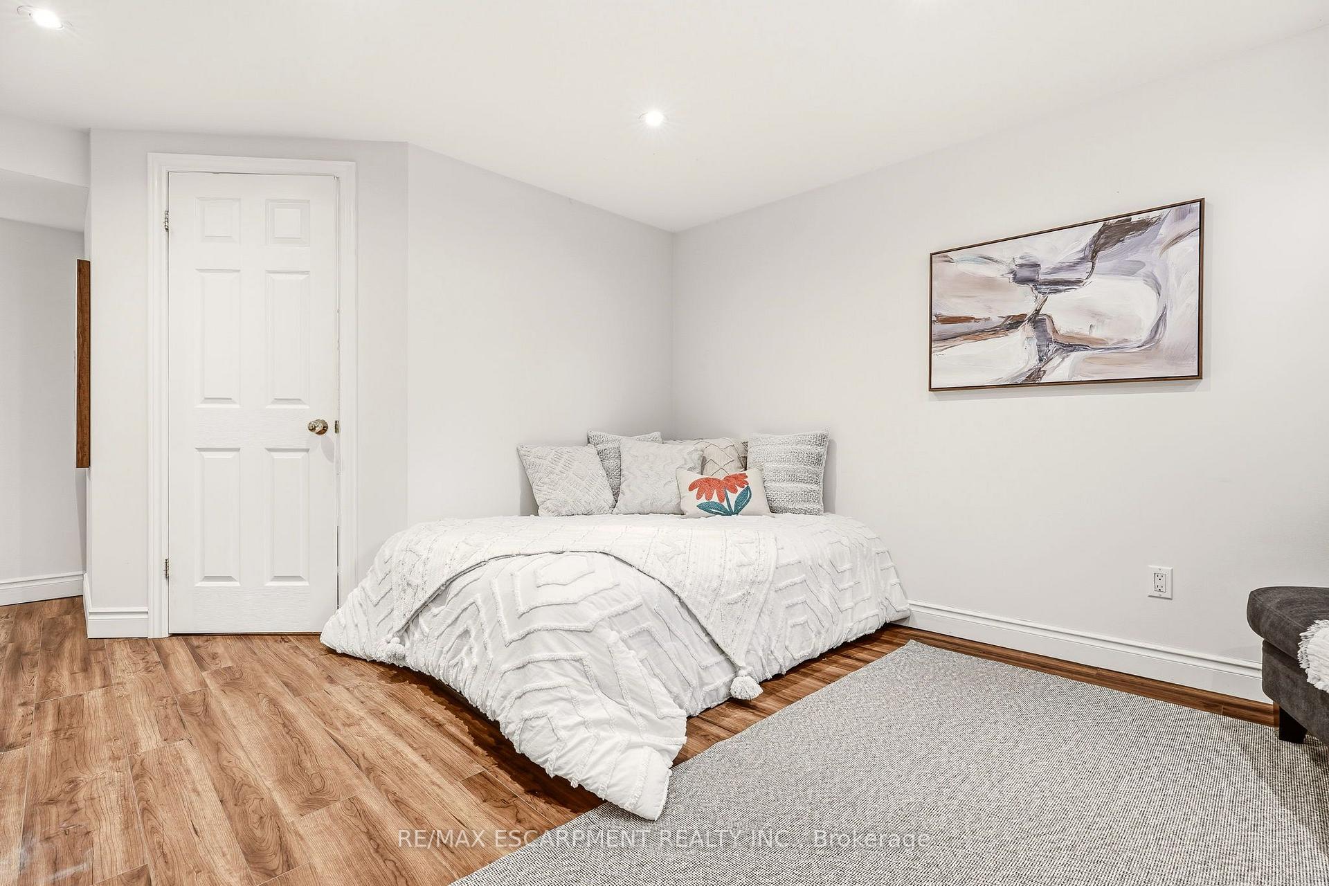 Photo 38 of 5116 Silvercreek Drive, Burlington, Appleby — HOMEH
