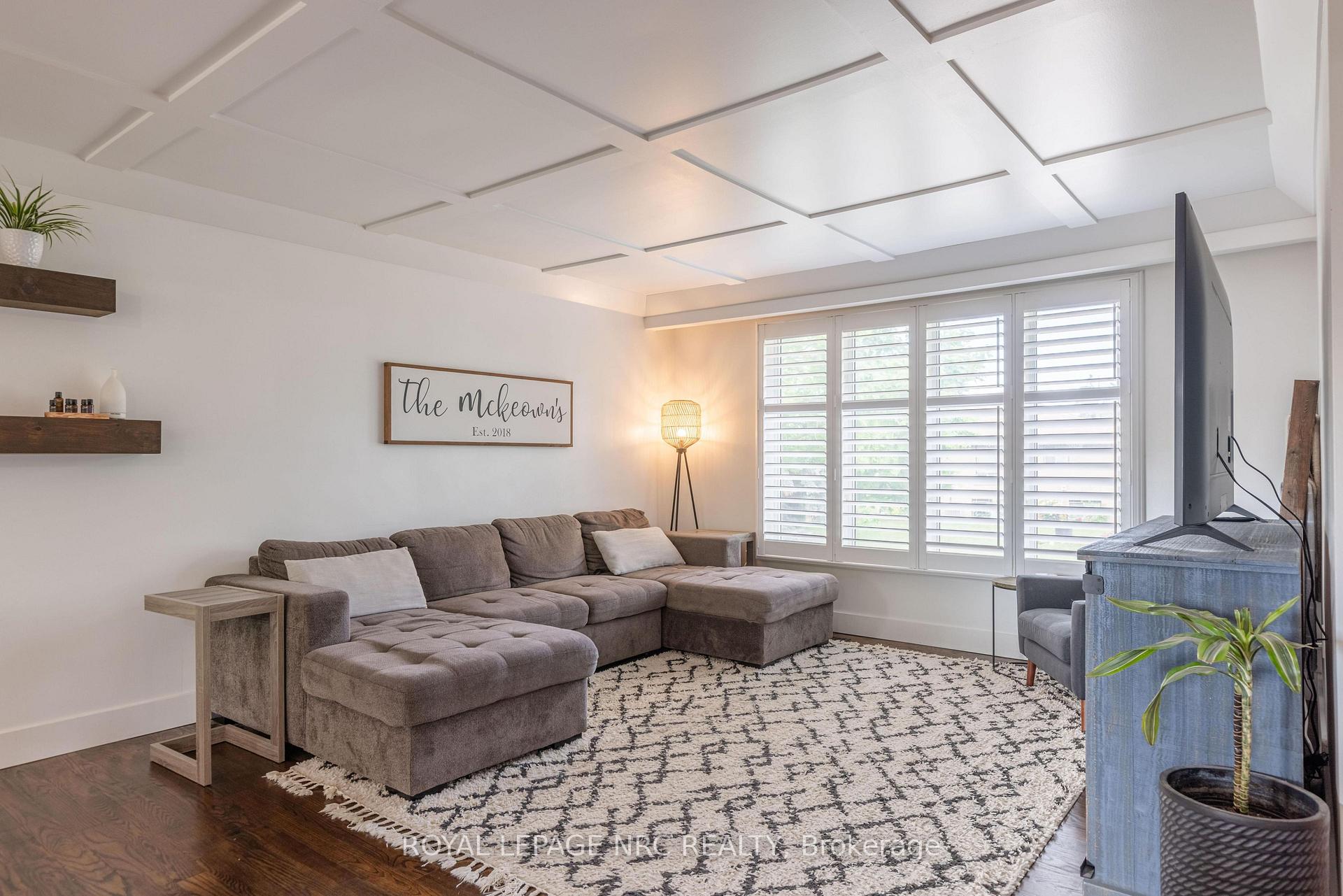 Photo 4 of 13 Orlando Drive, St. Catharines, Lakeport — HOMEH