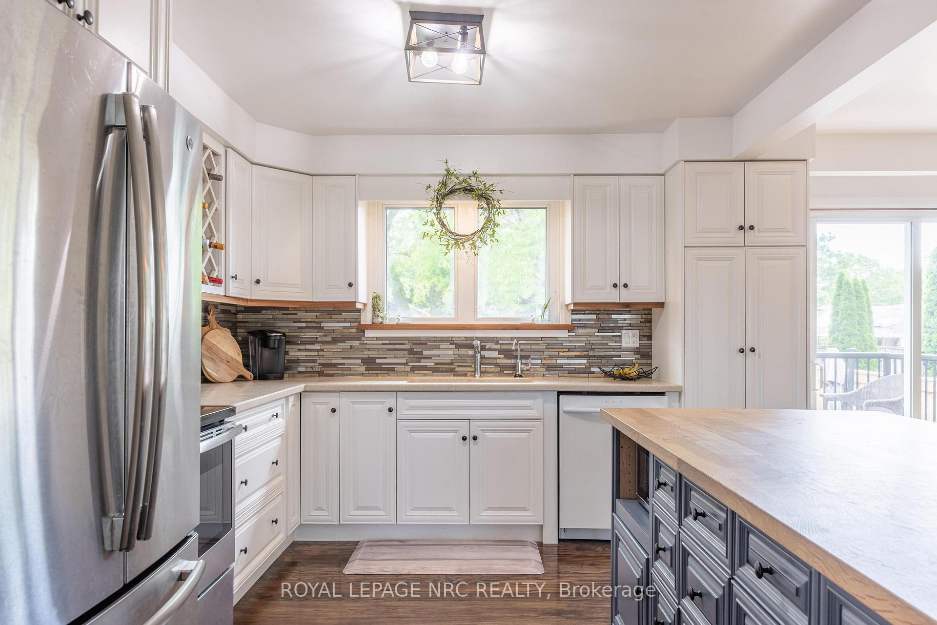 Photo 9 of 13 Orlando Drive, St. Catharines, Lakeport — HOMEH