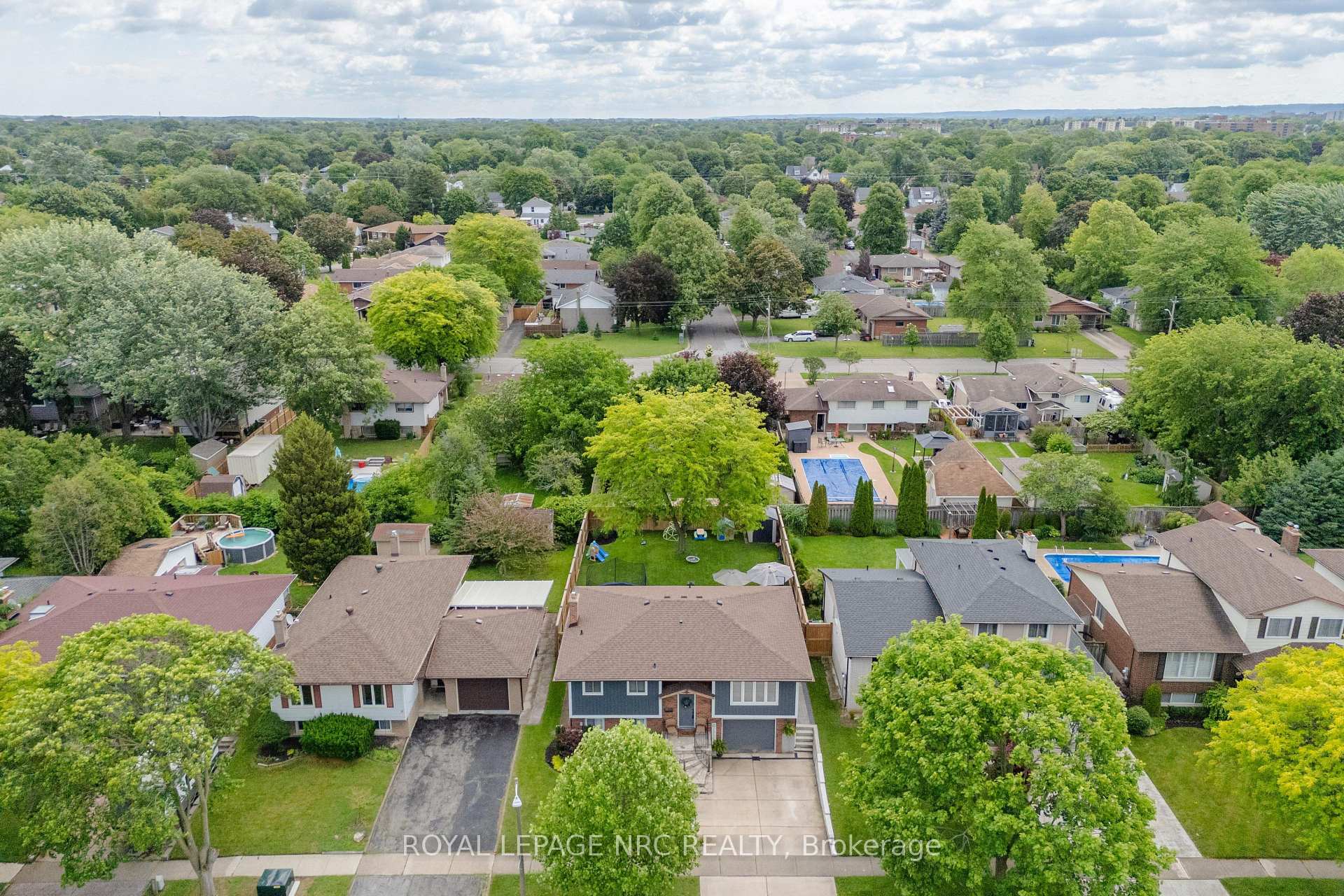 Photo 27 of 13 Orlando Drive, St. Catharines, Lakeport — HOMEH