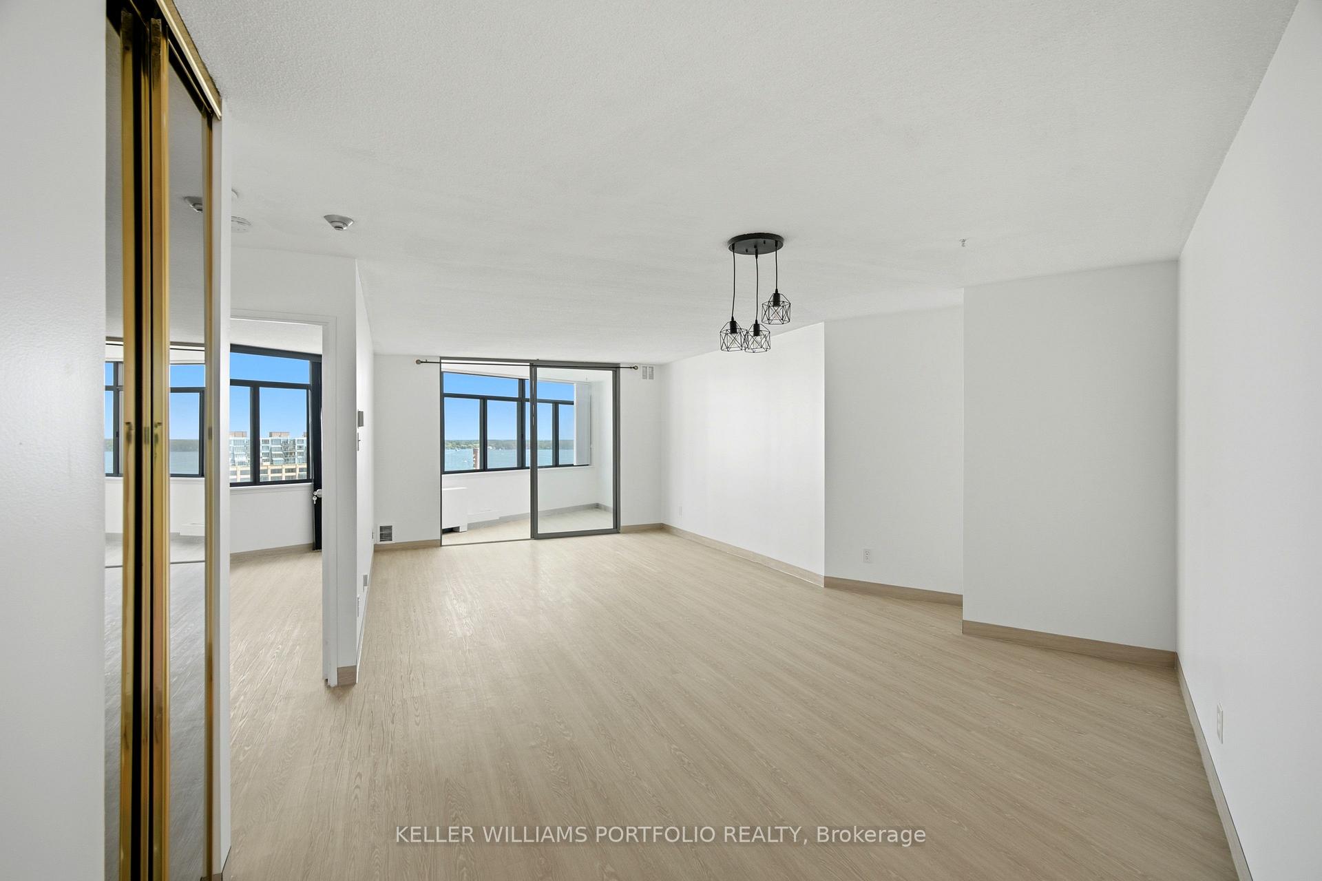 Photo 1 of Unit 1608, 250 Queens Quay W, Toronto, Waterfront Communities — HOMEH