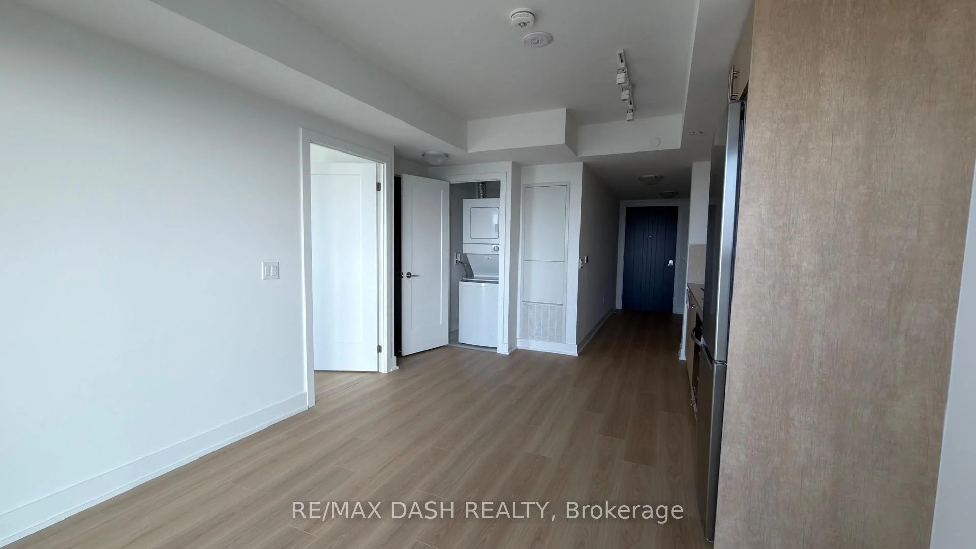 Photo 7 of Unit 1642, 2545 Simcoe Street N, Oshawa, Windfields — HOMEH