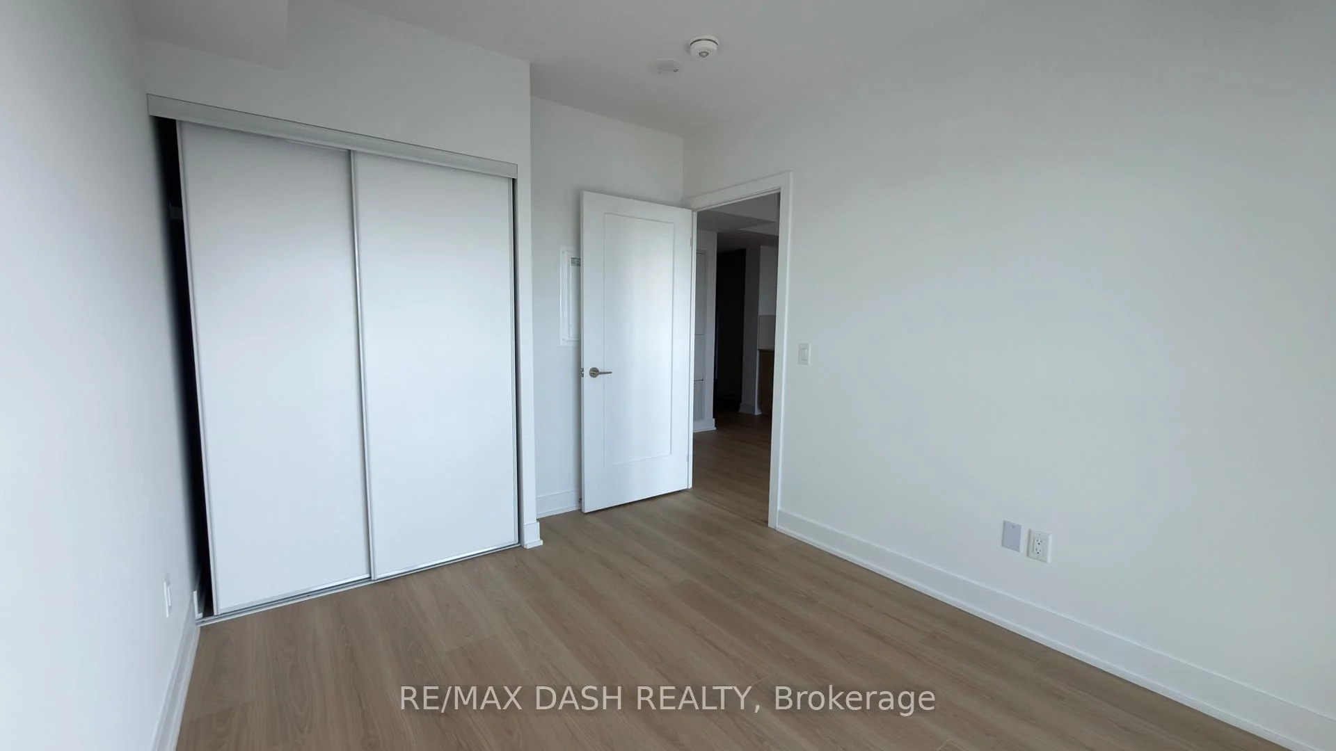 Photo 10 of Unit 1642, 2545 Simcoe Street N, Oshawa, Windfields — HOMEH