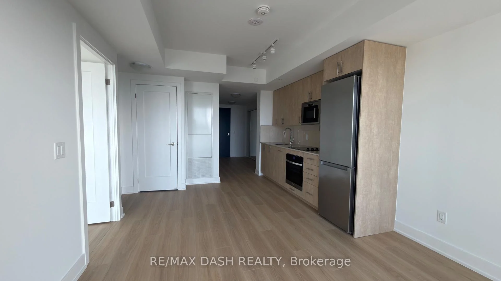 Photo 11 of Unit 1642, 2545 Simcoe Street N, Oshawa, Windfields — HOMEH