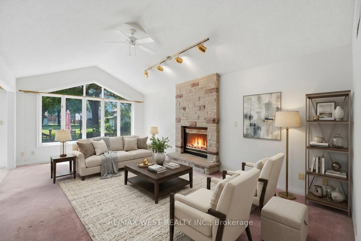 Photo 2 of 88 Riverdale Drive, Etobicoke, Thistletown-Beaumonde Heights — HOMEH