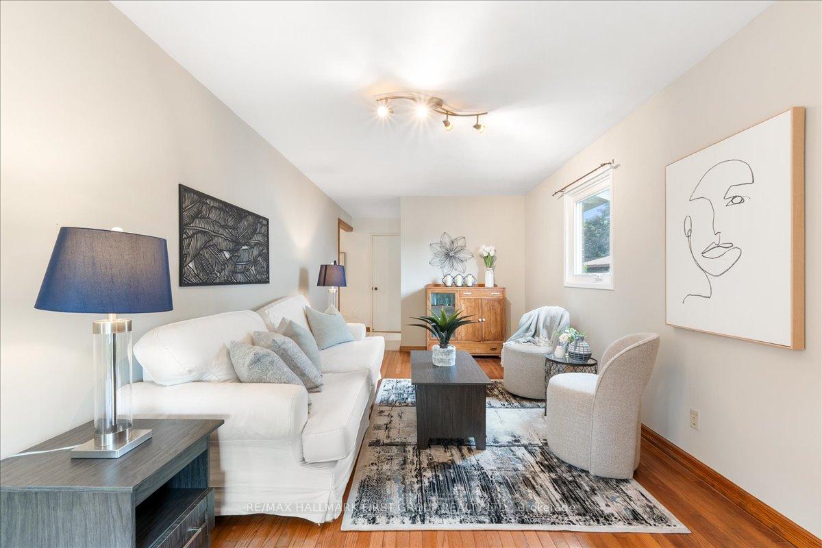 Photo 14 of 1276 Maple Ridge Drive, Pickering, Liverpool — HOMEH