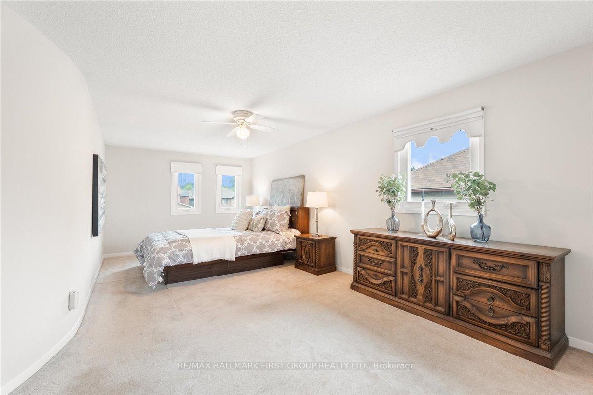 Photo 16 of 1276 Maple Ridge Drive, Pickering, Liverpool — HOMEH