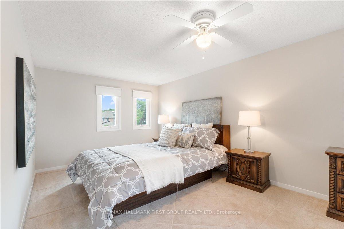 Photo 17 of 1276 Maple Ridge Drive, Pickering, Liverpool — HOMEH