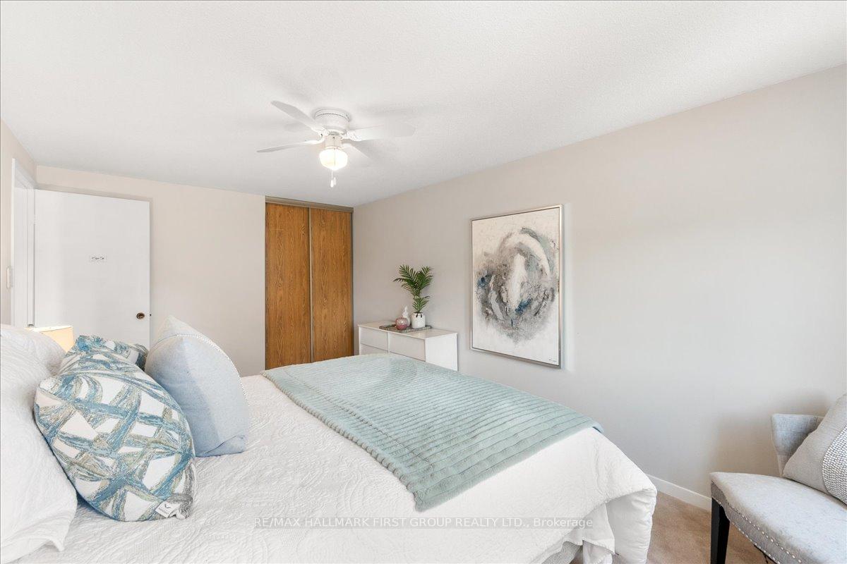 Photo 21 of 1276 Maple Ridge Drive, Pickering, Liverpool — HOMEH