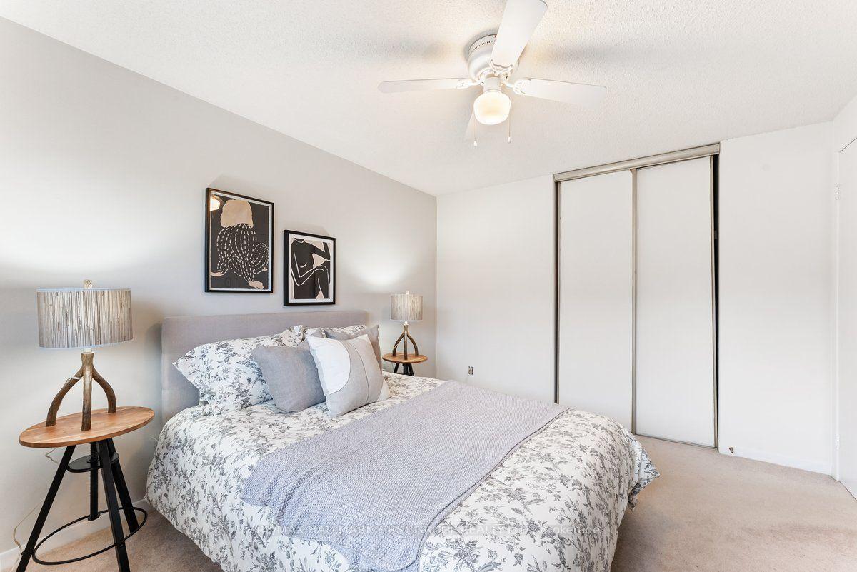 Photo 23 of 1276 Maple Ridge Drive, Pickering, Liverpool — HOMEH