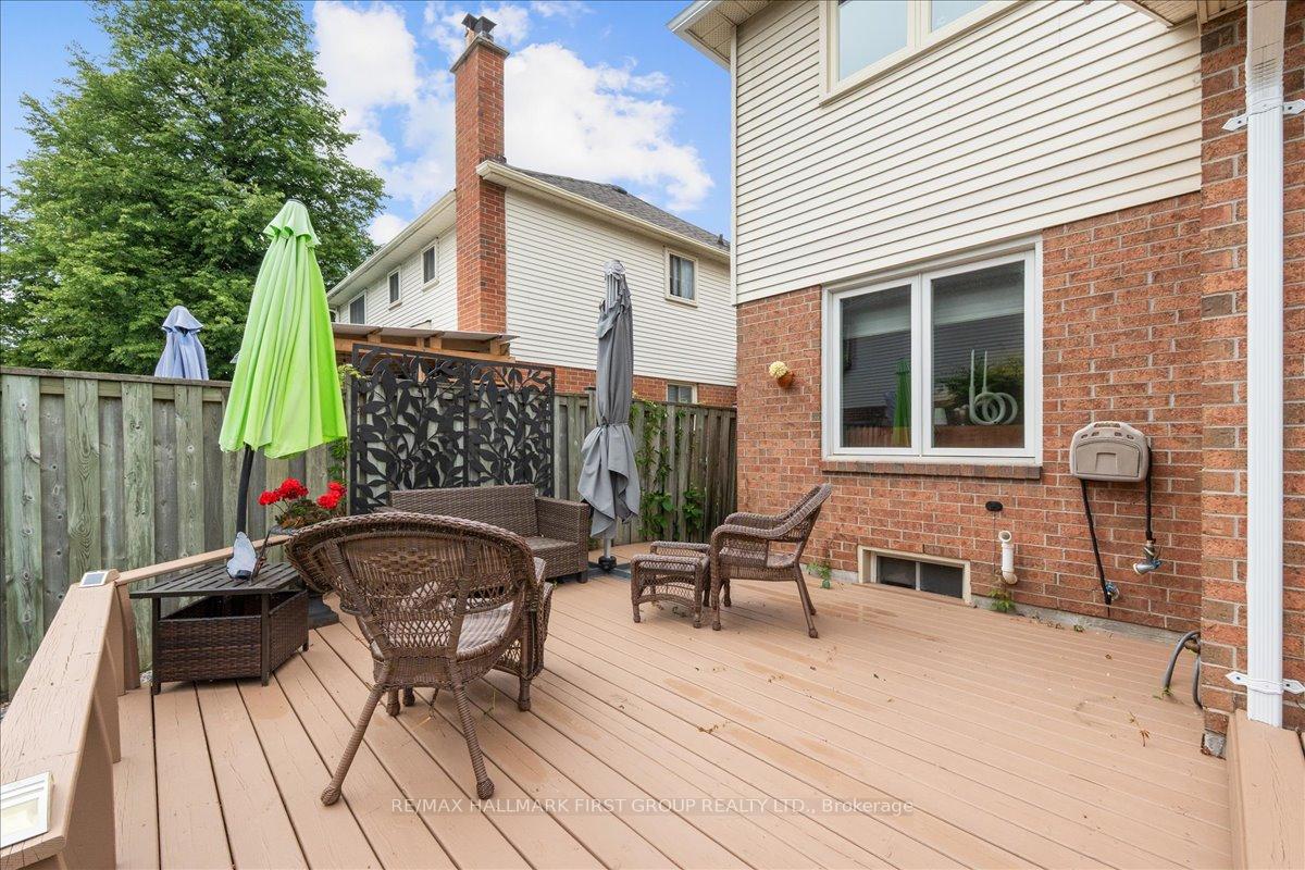 Photo 30 of 1276 Maple Ridge Drive, Pickering, Liverpool — HOMEH