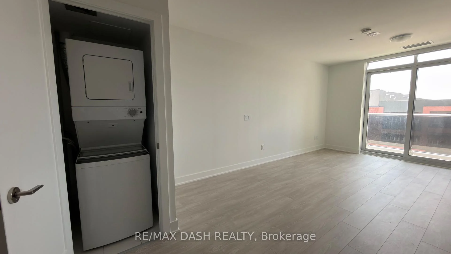 Photo 7 of Unit 356, 2545 Simcoe Street N, Oshawa, Windfields — HOMEH