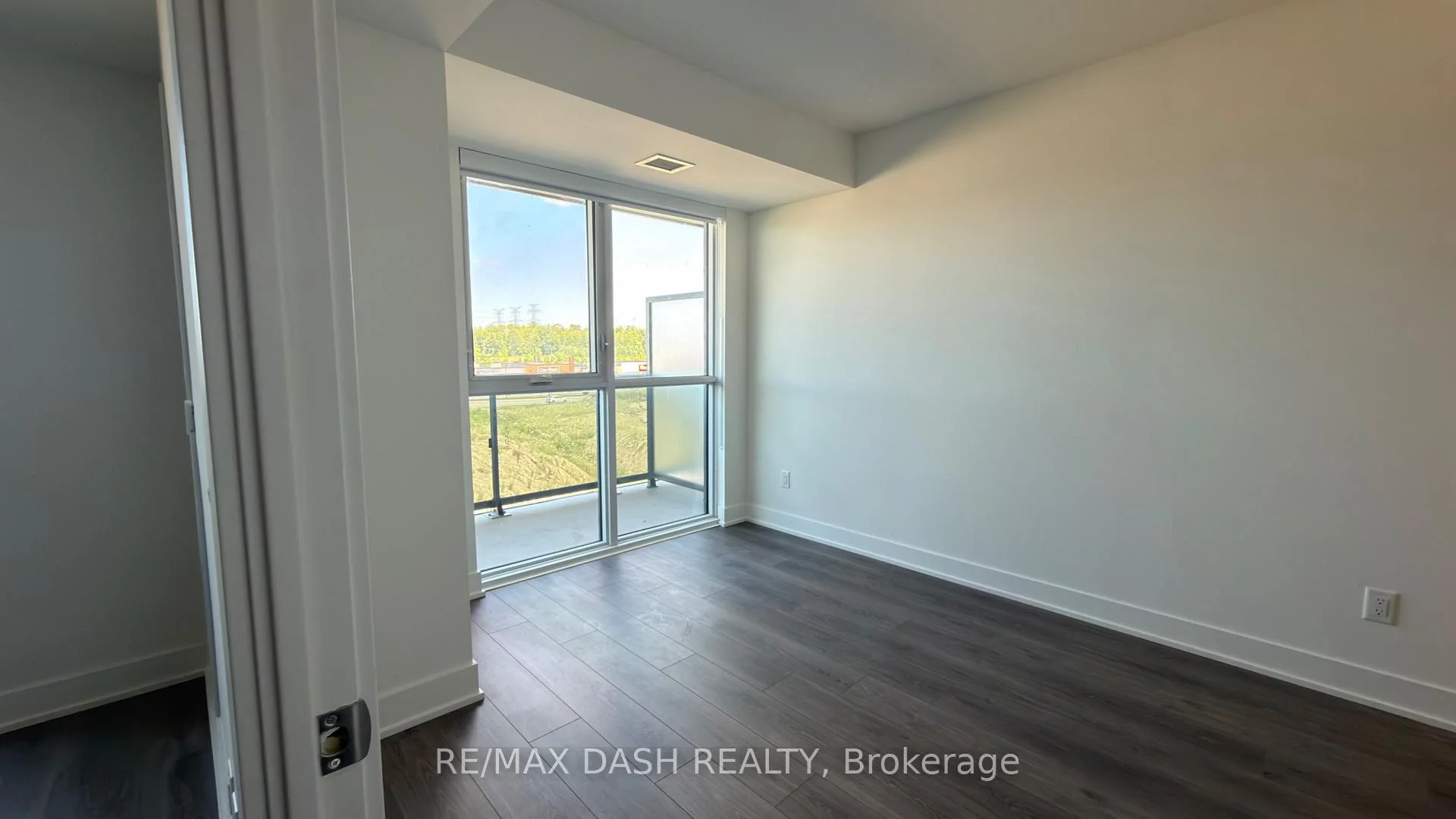 Photo 12 of Unit 435, 2545 Simcoe Street N, Oshawa, Windfields — HOMEH